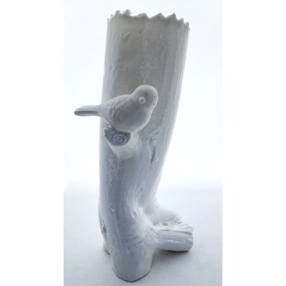 TALL VASE-VINTAGE PIER 1-Solid White-Small Bird-Tree Design-Unique-11.5" high - Picture 3 of 15